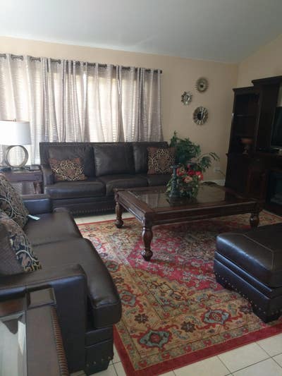 Renting rooms Main Photo