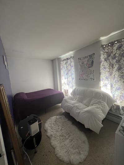 Large furnished room SHORT TERM Main Photo