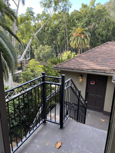 Upscale Flat by Universal City Main Photo