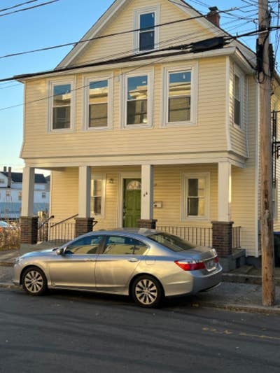 ROOM (_B) for RENT within a totally Renovated apar Main Photo