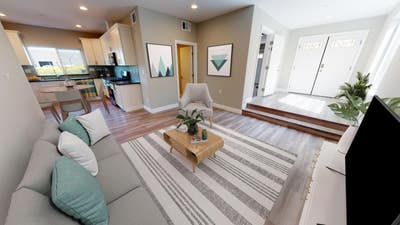 Coastal charm meets comfort! Your dream home in Ha Main Photo