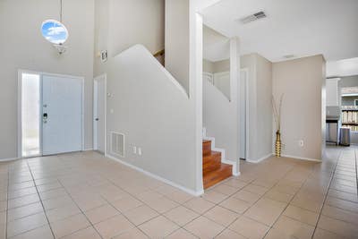 Kissimmee House with Dining area. Newlyrenovated & Main Photo