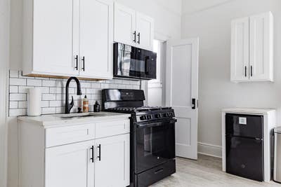 Studio in Clinton Hill on a flexible lease Main Photo