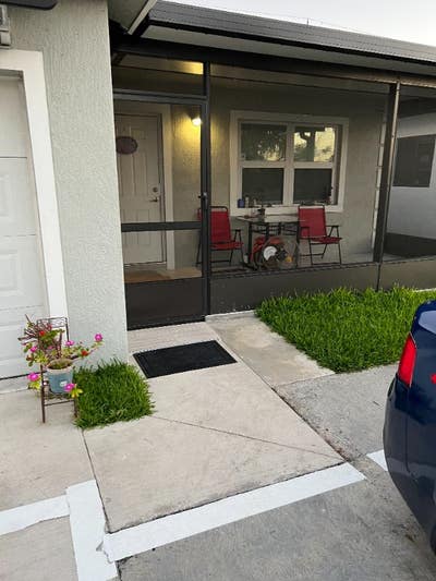 $995...Private Bedroom Shared Bathroom Main Photo