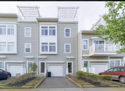 Luxury townhome steps away from the beach! Main Photo