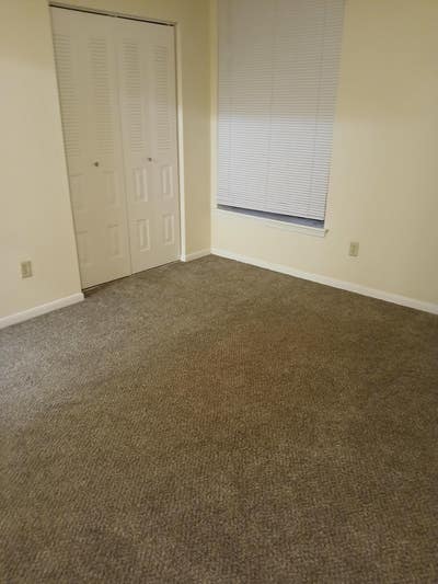 Room for rent Main Photo