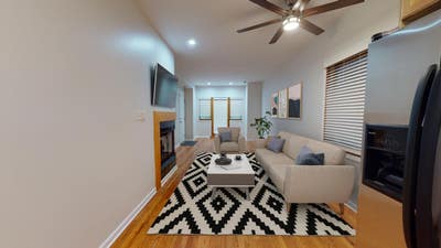 Bright and spacious Noble Square duplex near vibra Main Photo