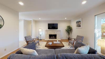 Bright Mountain View Home With Spacious Backyard Main Photo