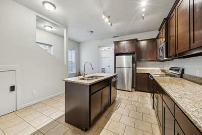 Cozy & Modern Fort Worth Duplex In A Gentrifying N Main Photo