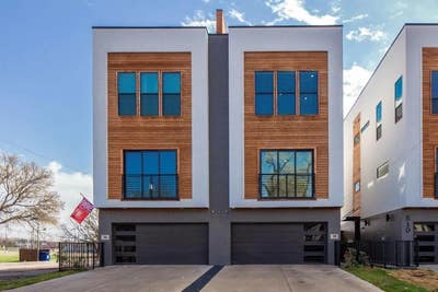 Generous abode in Dallas Main Photo
