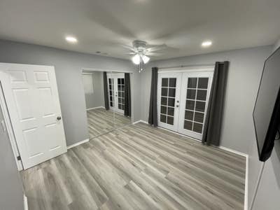 Private room w/private entrance for rent Main Photo