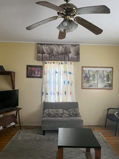 Large Rooms Available Main Photo