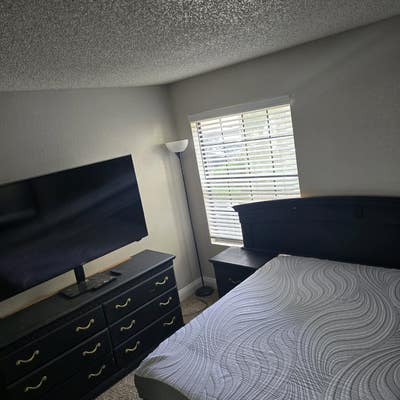 Fully Furnished Room Main Photo
