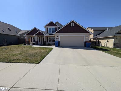 Seeking 2 Roommates for July Move-In Main Photo