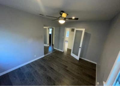 Second floor unit availablw in a 4 unit gated prop Main Photo