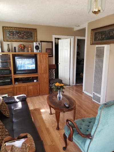 Shared Housing for Men Near Cerritos Mall Main Photo