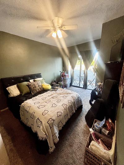 Private room in Glassell Park apartment Main Photo