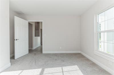 Room for rent in newly built home in PSL West Main Photo