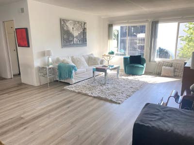 Entire 2 Bed 2 Bath Apartment North of Sunset Blvd Main Photo
