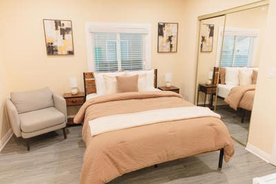 MoveIn Ready Furnished Rooms in Quiet House in Boy Main Photo
