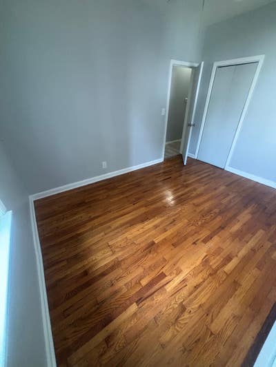 Rooms for rent in private home for a floor Main Photo