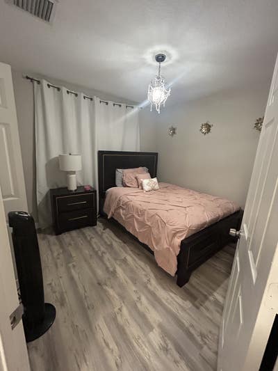 Stunning Private Room Main Photo