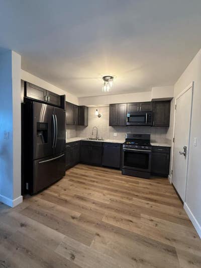 **Brand New Fully Renovated Apartment** Second roo Main Photo
