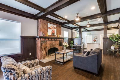 Large Historic Home Close to Downtown and the Sout Main Photo
