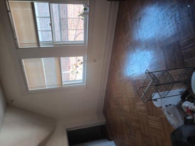 Apartemt to rent on 2nd floor in large property! Main Photo