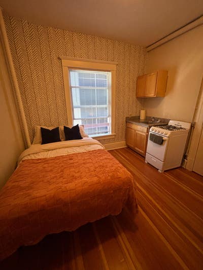Deluxe - Dover Apartment Main Photo