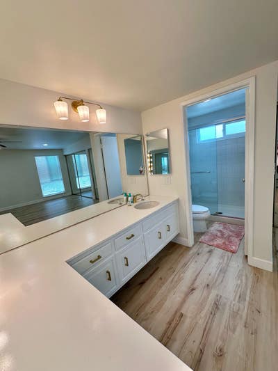 New Room with all utilities included Main Photo