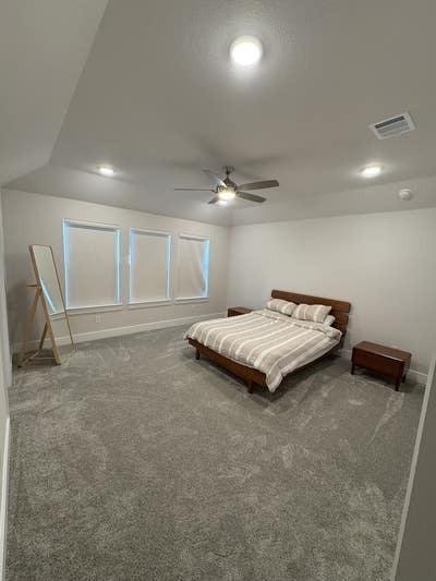 Cozy furnished Room in Clean and New home Main Photo