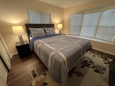 Furnished Room with Private Bathroom Main Photo