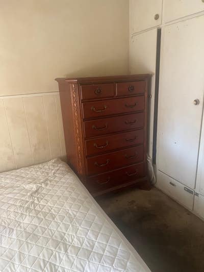 Looking for a new roommate ASAP Main Photo