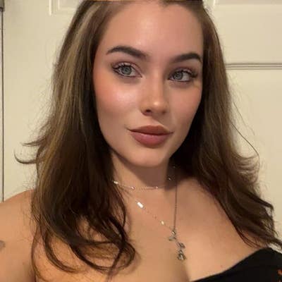 Single female, looking for month to month ren... Main Photo