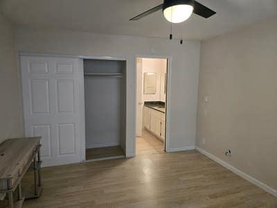 🌿 San Leandro ― Private Room + Bath ― Female Preferred Main Photo