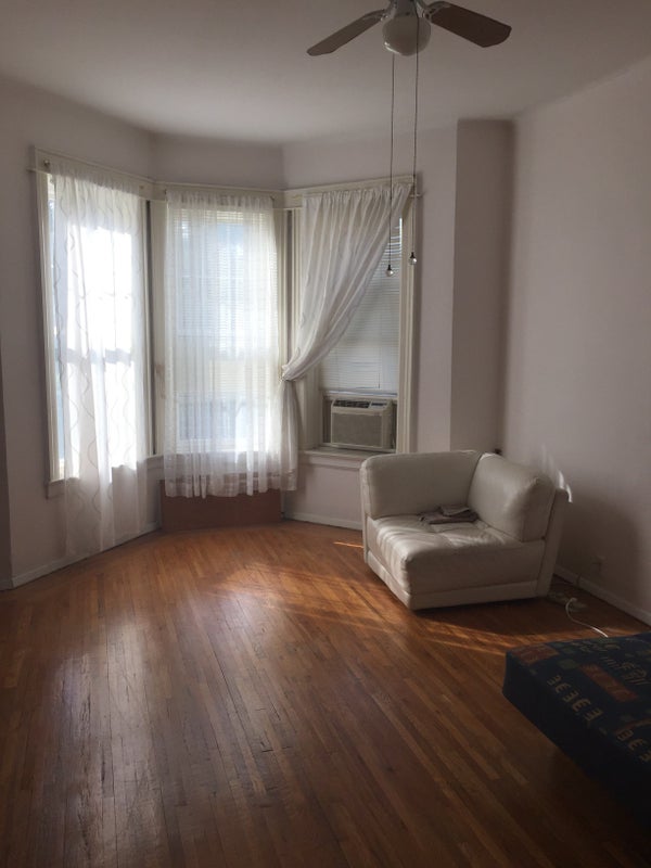 Hot Deal Two Rooms Room To From Spareroom 2 Unfurnished Rooms On The Second Floor In A Two Family House For Only 900 Per Month Available Now One Lucky Person