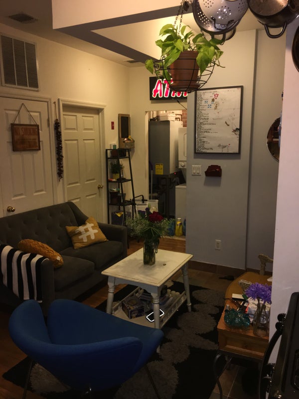Williamsburg Cosy Room To Rent From Spareroom In A Two Bedroom Apartment That Is One Block From The Lorimer Stop Off L Train Williamsburg Brooklyn Renovated Building Fully Furnished