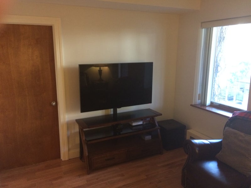 'Upper Ditmars Blvd Room for Rent' Room to Rent from SpareRoom