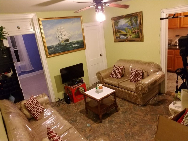 'Room in sunnyside, 3 min from 7 train to manhatten' Room to Rent from