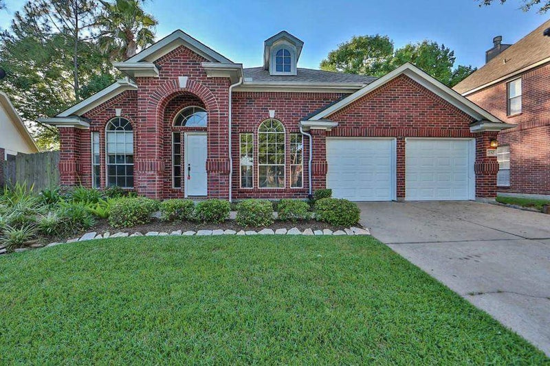 'Nice house in Katy' Room to Rent from SpareRoom