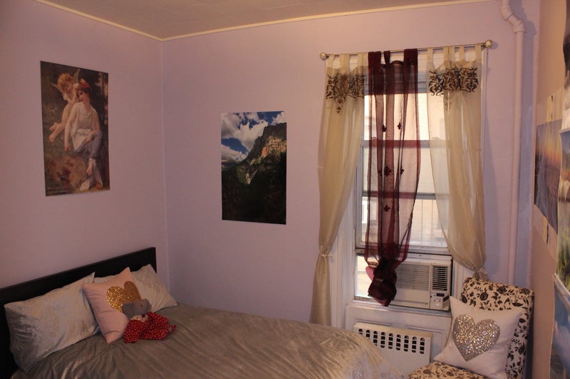 'Summer Sublet Cozy Upper East Side RoomFemales' Room to Rent from