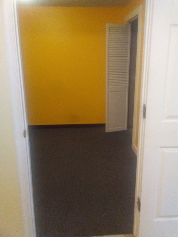 '10x10 ft. Room available now, in Springfield' Room to Rent from SpareRoom