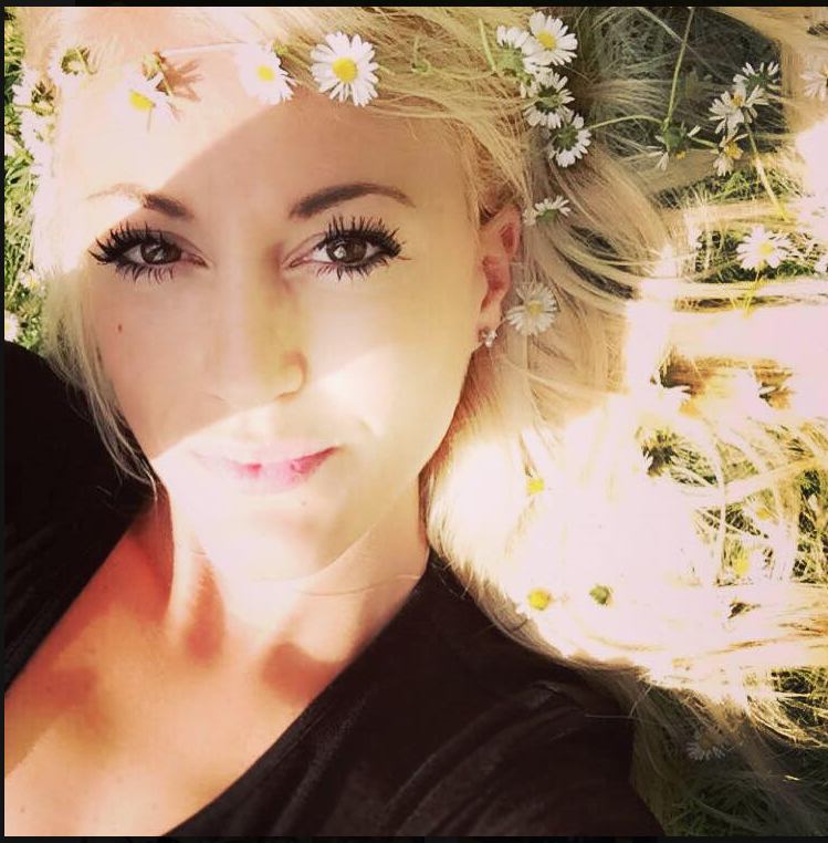 '28 Year Old Female Professional looking for 1BR' Roommate from SpareRoom