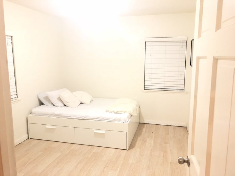 'Room available in beautiful Downey house ' Room to Rent from SpareRoom