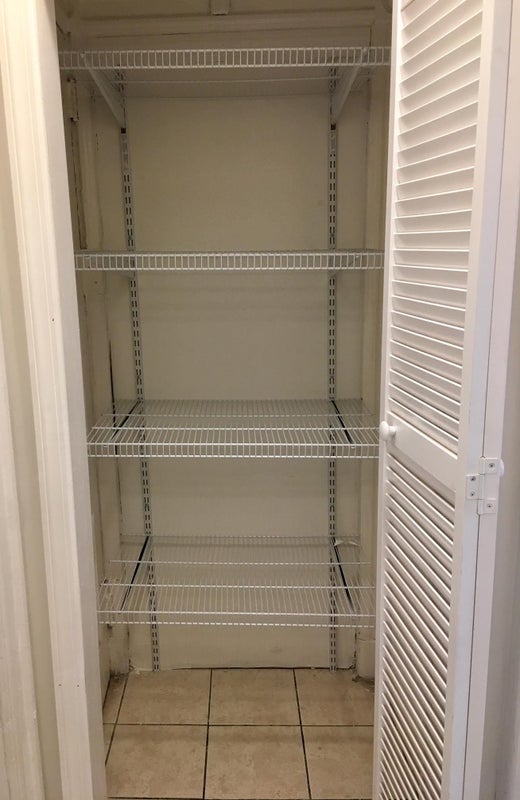 '3 bedroom apartment in Mcginley Sq. Jersey City' Room to Rent from