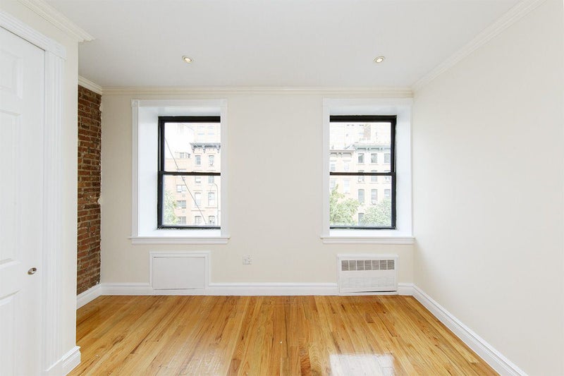 'NO Fee apartment in Meatpacking!!' Room to Rent from SpareRoom