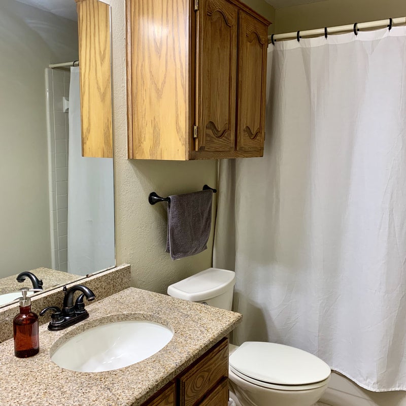 '2 Rooms Available for Rent in Plano All Bills Paid' Room to Rent from