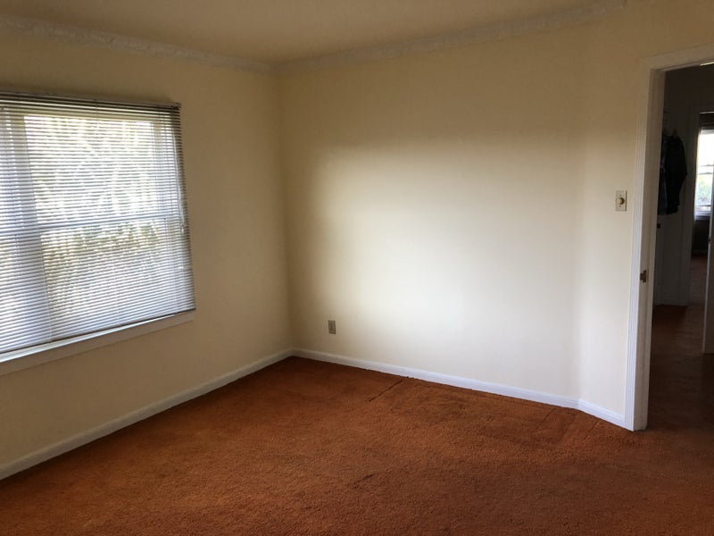 Large room in detached house SpareRoom