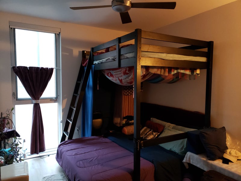 'Roommate (share room in 1 BR luxury apt)' Room to Rent from SpareRoom